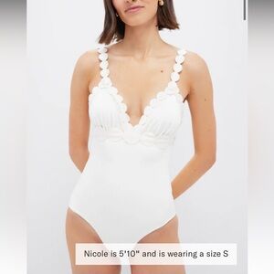 ANCORA
Ivory Euphoria Blanc One Piece
